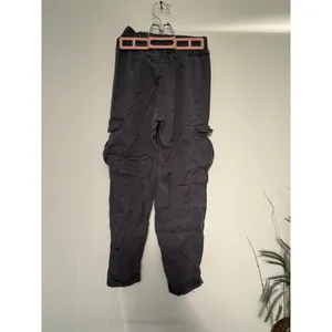 Lululemon Beyond the Studio Cargo‎ Pants Grey Lyocell Joggers Womens Size 2 thumbnail 2