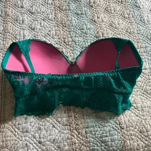 PINK bra thumbnail 3