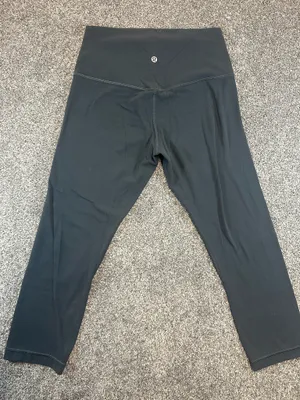 Lululemon Align High Rise Crop Leggings Black Size 8 thumbnail 3