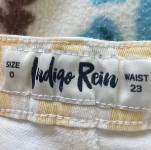 Denim Shorts thumbnail 4