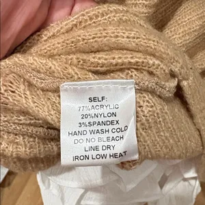Bluivy Tan Knit Sweater Size undefined thumbnail 5