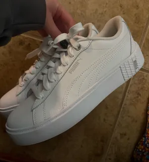 Puma Sneakers Women’s White thumbnail 1