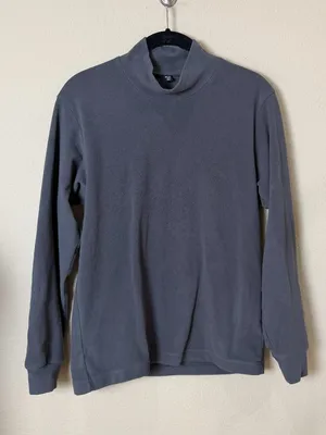 UNIQLO Grey Micro Fleece Mock Neck Athletic Long Sleep Top Size Small thumbnail 1
