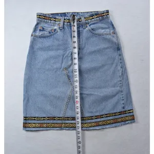 Vintage Levis 555 Denim Skirt Light Wash Embroidered Ribbon Trim Made in USA 25 thumbnail 7
