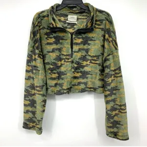 Urban Outfitters Cropped 1/4 Zip Fleece Pullover Womens Jacket Size Small Camo thumbnail 2