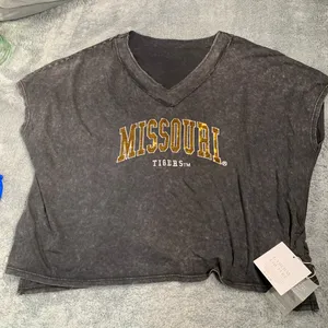 GAMEDAY couture mizzou tee shirt large NWT thumbnail 1