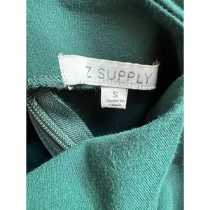 Z Supply Emerld Green High Neck Ruched Stretchy Side Slit Dress Size Small thumbnail 6