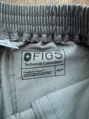 FIGS Women’s Graphite Yola Scrub Pants - Size XS Petite thumbnail 3