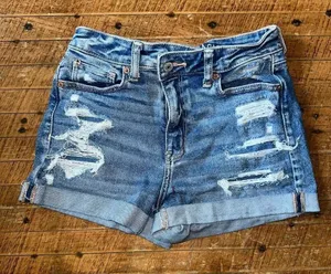 American Eagle mom jean distressed size 2 wedgie shorts thumbnail 1