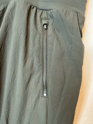 Athleta Trekki North Joggers Olive Green Size 18 Athletic Gym Casual Pants thumbnail 2