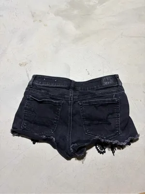 American Eagle hi-rise shortie Black Lace-Applique Denim Shorts 8 thumbnail 7