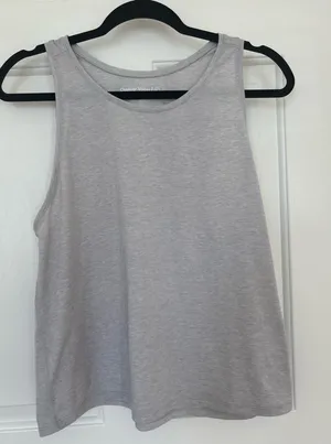 Outdoor voices athletic work out tank thumbnail 1