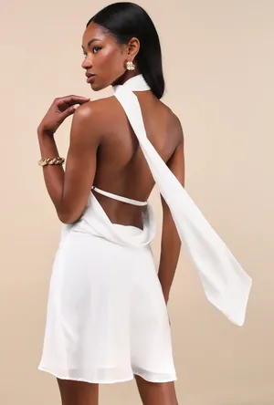 Lulu’s White Dress thumbnail 2