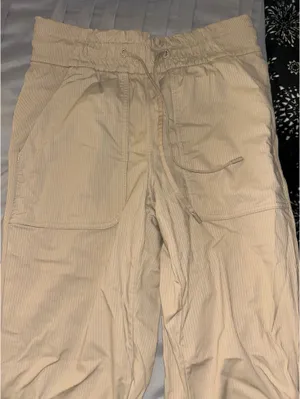 Lululemon Joggers thumbnail 1