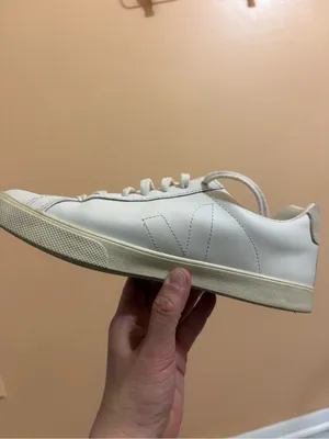 Veja Esplar Leather Logo Sneakers in White thumbnail 10