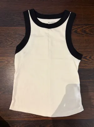Old Navy Tank Top thumbnail 1