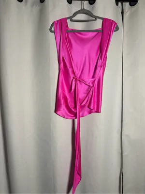 The Bar Asher Silk Backless Top in Bubblegum Hot Pink Size Medium thumbnail 4