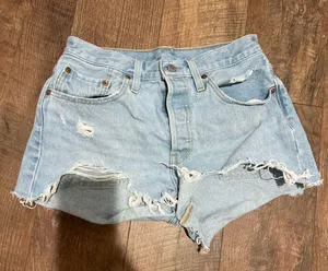 Levi’s Light Wash Jean Shorts 501 Denim 27 thumbnail 1