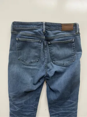 AE77 Low-Rise Jeggings Size 10 thumbnail 6