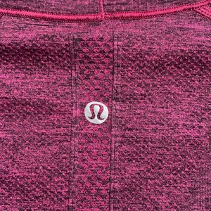Lululemon Swiftly Tech Long Sleeve Crew in Heathered‎ Jewelled Magenta thumbnail 5
