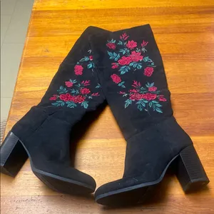 Libby Edelman Black and Red Over the Knee Boots with Chunky Heel thumbnail 3