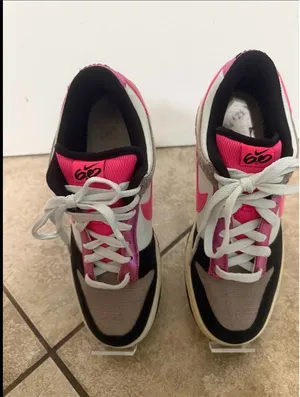 Nike Dunk Low 6.0 Women's Sneakers - Black, Grey, and Pink Flash thumbnail 3