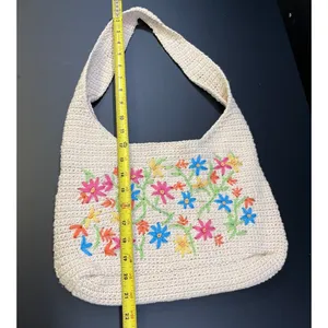 Vintage Women's Beige Floral Crochet Shoulder/Tote Bag SKU 5250 thumbnail 5