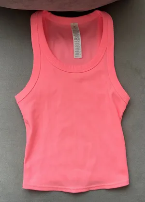 Alo Goddess Ribbed Go-To Tank Top Neon Bubblegum S thumbnail 1