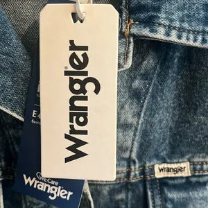 Wrangler Zip off sleeves Denim Jacket.  NWT thumbnail 7