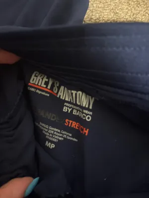 Greys anatomy scrub set  thumbnail 5