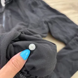 Lululemon Lululemon Define Jacket Luon Women Size 12 Black thumbnail 4