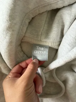 Aritzia TNA set thumbnail 4
