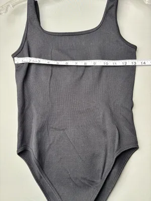 OQQ Black Ribbed Square Neck Bodysuit Medium | Stretchy Minimalist Tank Top thumbnail 7
