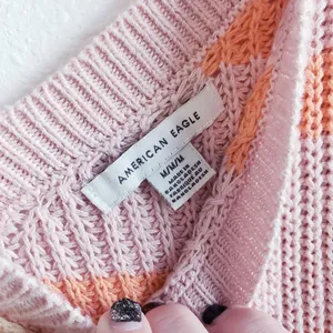 American Egale Stripped Chunky Lightweight V-Neckline Sweater thumbnail 8