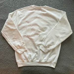 Gildan Taylor Swift Eras Tour Concert White Crewneck Sweatshirt Swiftie Unisex M thumbnail 2