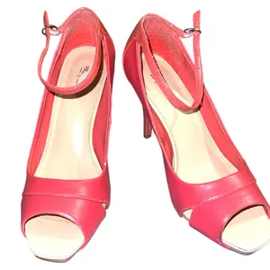 Wassio salmon colored Women's Heels Red Size 8 thumbnail 2