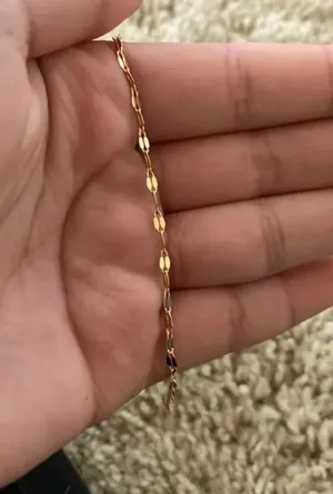 Demure Chain Bracelet Gold thumbnail 2