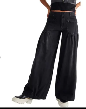 NWT FREE PEOPLE Lotus Balloon Jeans thumbnail 8