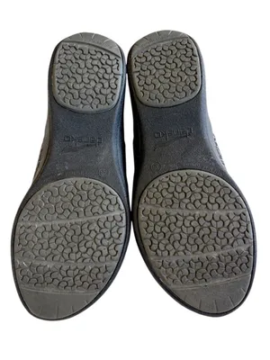 EUC Dansko Leather Embossed clogs Black Size 8 thumbnail 8
