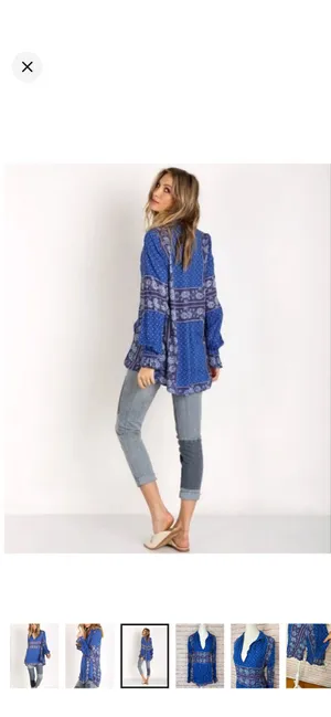 Free People Changing Times Tunic in Blue/Purple Paisley EUC Small. Oversize fit. No stretch. 100% rayon. Elastic and ruffle cuff. Deep v front. Split at hips. 19” bust 26-28” long thumbnail 3
