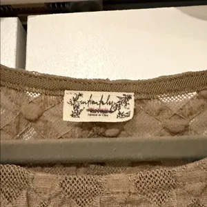 Free People intimately Textured‎ Short Sleeve Tee in Taupe small thumbnail 4