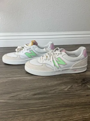 New Balance CT300 Pink Green Sneakers Women’s Size 8 thumbnail 5