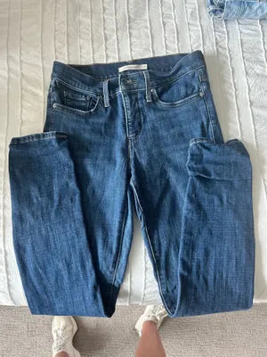 Levi’s Skinny Jeans thumbnail 4