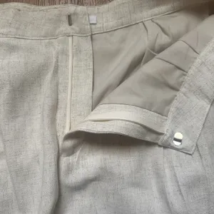 Peppermayo Women's Linen Blend Pleated Shorts Size 10‎ thumbnail 3