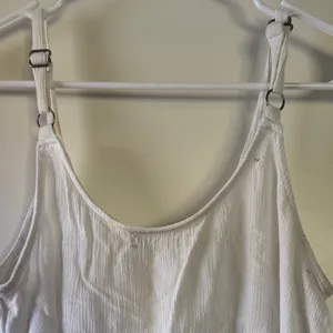 Hollister Ivory Button-Up Camisole / A59 thumbnail 5
