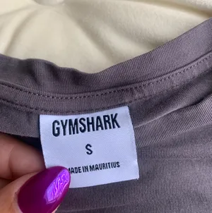 Gymshark crop thumbnail 2