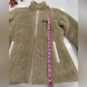 Patagonia Women's Cozy Cream Teddy Jacket thumbnail 10