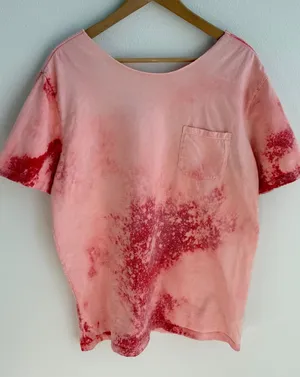 Bleached grunge off the shoulder pocket tee Red Size L thumbnail 1