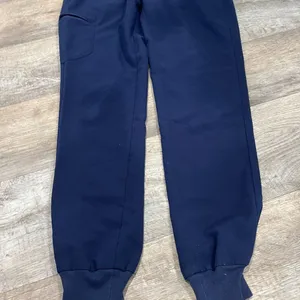 Figs small‎ blue pants thumbnail 4
