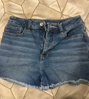 American Eagle shorts thumbnail 1